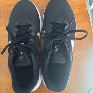 Nike Black and White Women's Running Sneakers